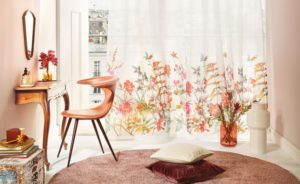 GALERIA_WNETRZ_DOMAR_Dom_Firan_tkanina_AMELIE Piękna pogoda, rozkwitające rośliny oraz dużo weselsza kolorystyka – Zaproś wiosnę do swojego wnętrza!